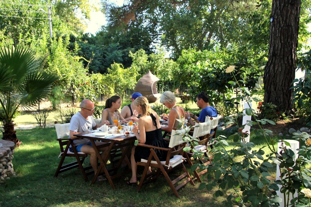 Defne Pension Cirali Exterior photo